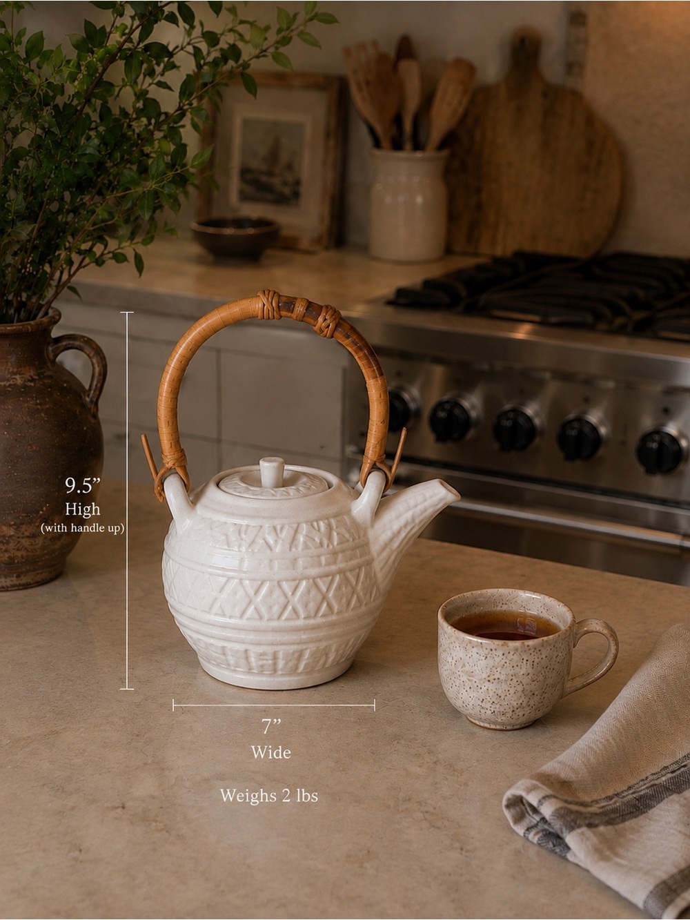 🫖 White Ceramic Teapot with Bamboo Handle